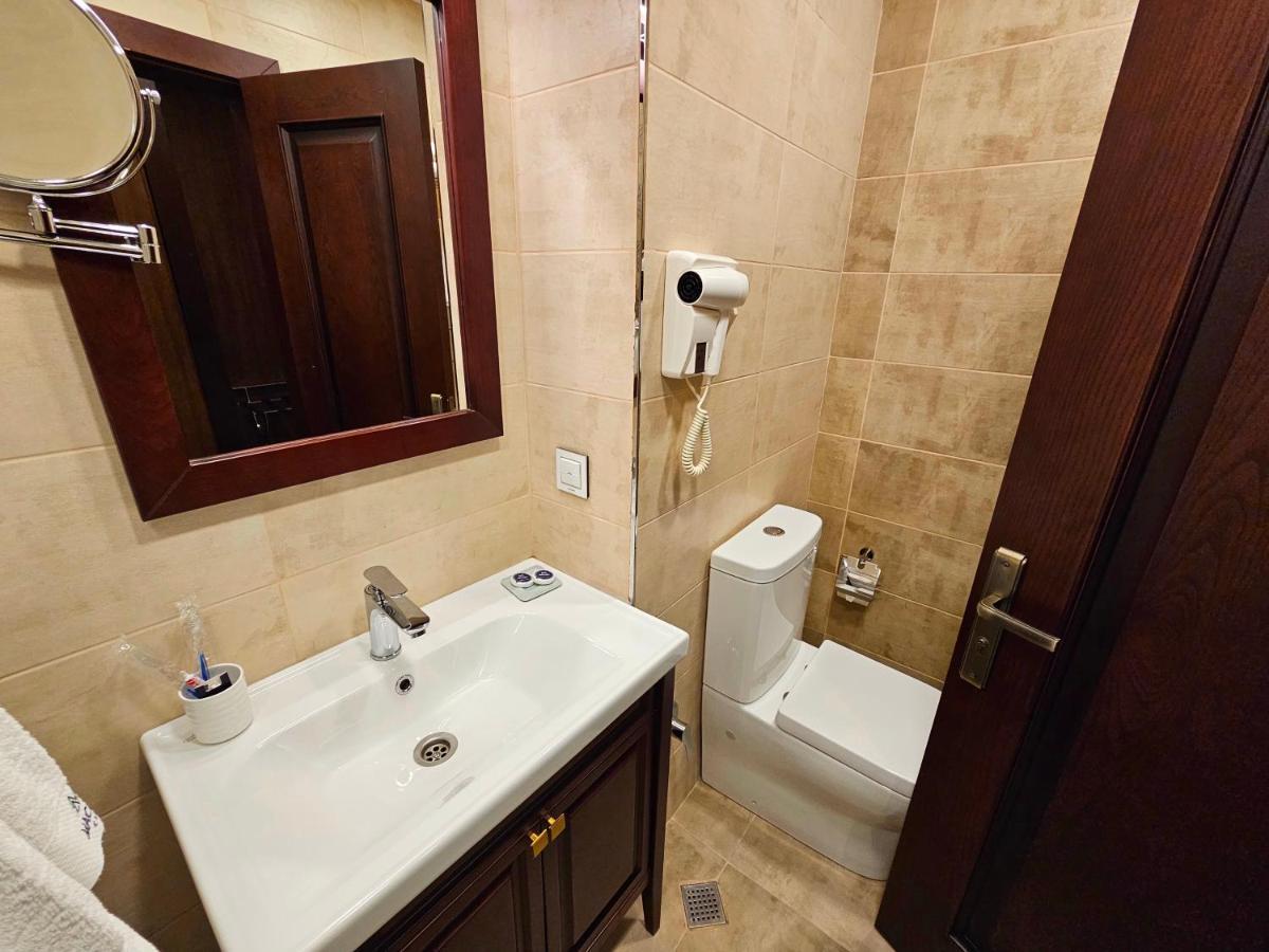 Macara Sheki City Hotel Экстерьер фото