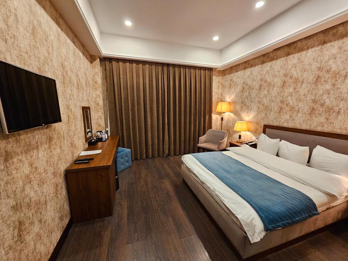 Macara Sheki City Hotel Экстерьер фото
